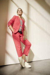 betty-barcla-spring-summer-2025-medium-bb-47-ss25-a4-ecirgbv2